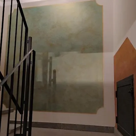 Luci Del Chiostro Nel Centro Storico Di