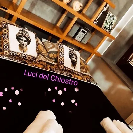 Luci Del Chiostro Nel Centro Storico Di 아파트